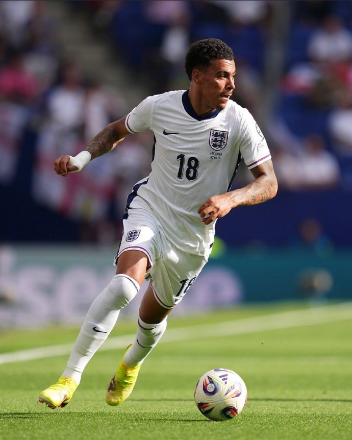 体育博彩-英格兰队史十大球星