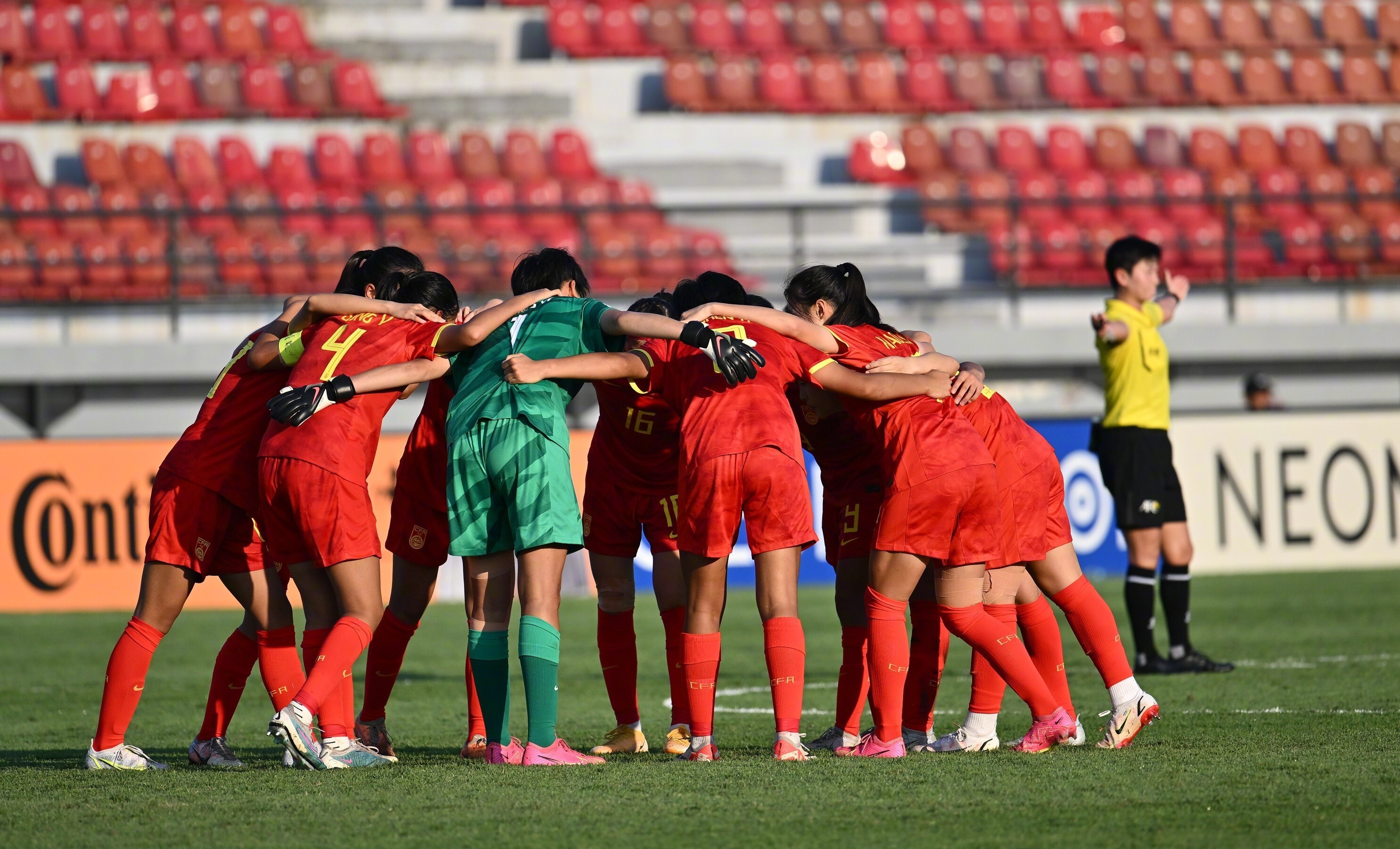 世界十大足球传奇前锋